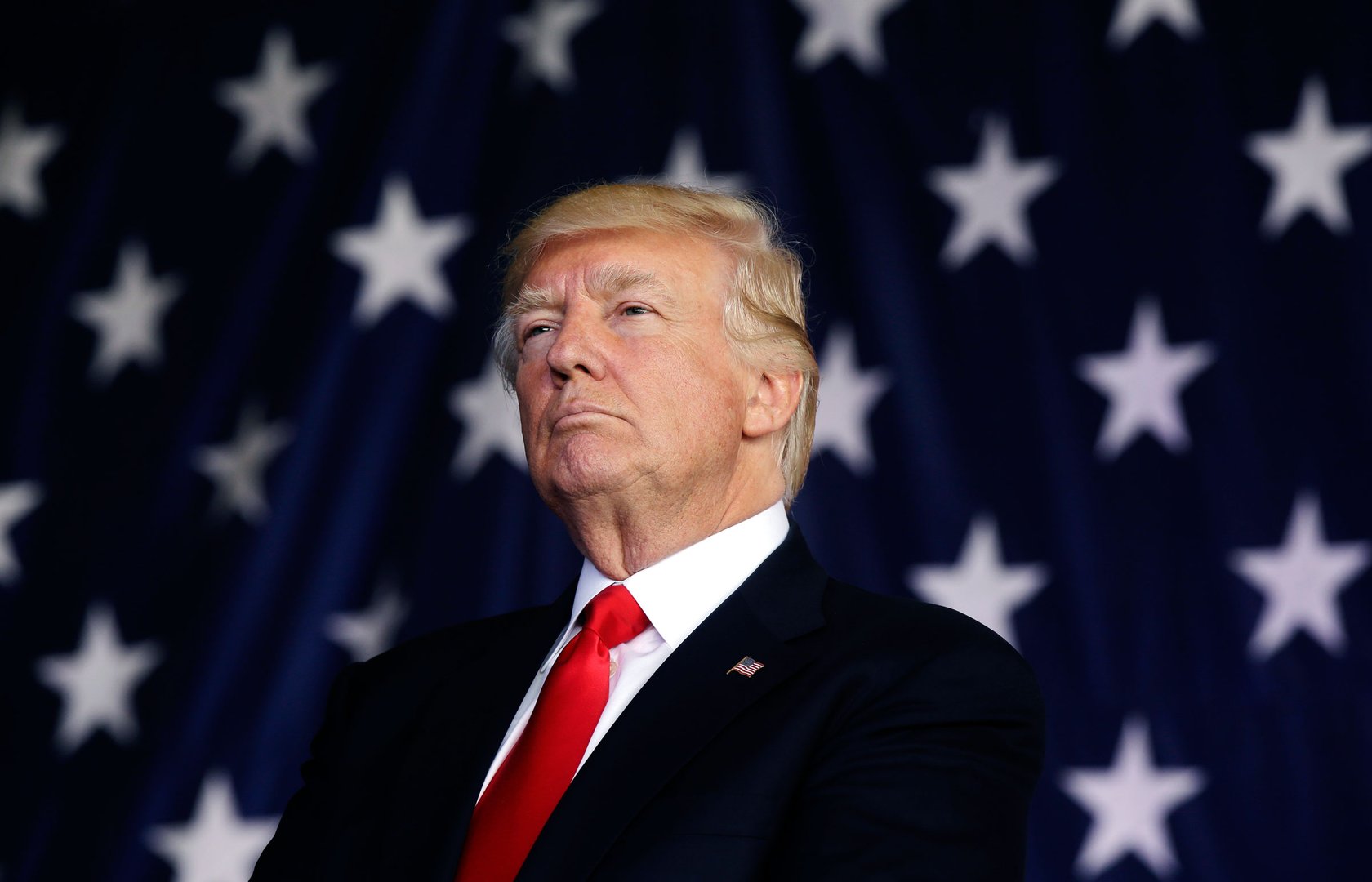 如何看待特朗普反击奥巴马夫人这件事呢？