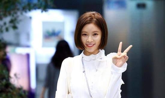 韩女星朴寒星怀二胎，老公犯罪她没离婚还选择原谅，她为什么会这么做？