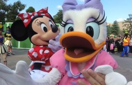 上海迪士尼宣布扩建，它会带来多少经济效益？