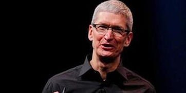 作为苹果的CEO，库克的年薪是多少？