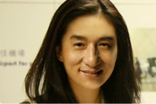 怎么用很多张图片组成一张人脸图片?