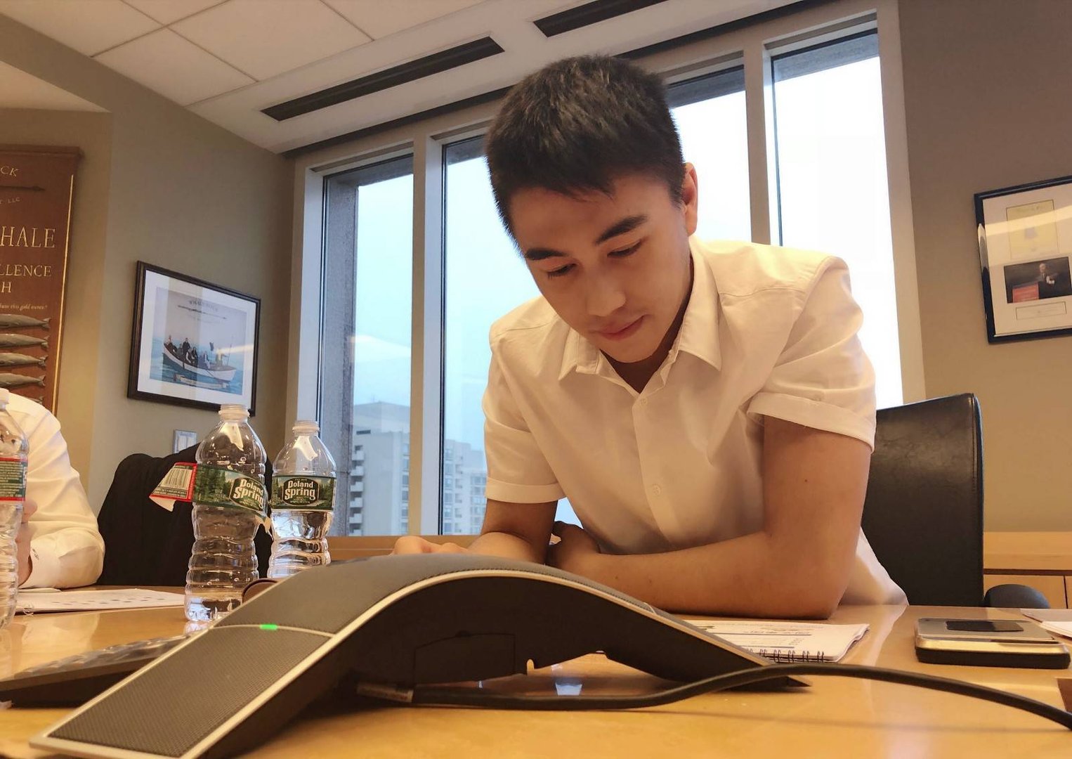 网传奚梦瑶怀孕还要当后妈,何猷君火速回应称荒唐,拿一亿打赌,你怎么看?