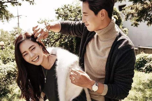 于晓光出道2年没戏拍还被坑，秋瓷炫为啥给他下跪求婚？