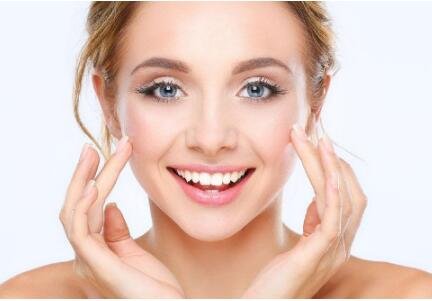 自体脂肪填充泪沟后多久可以喝酒