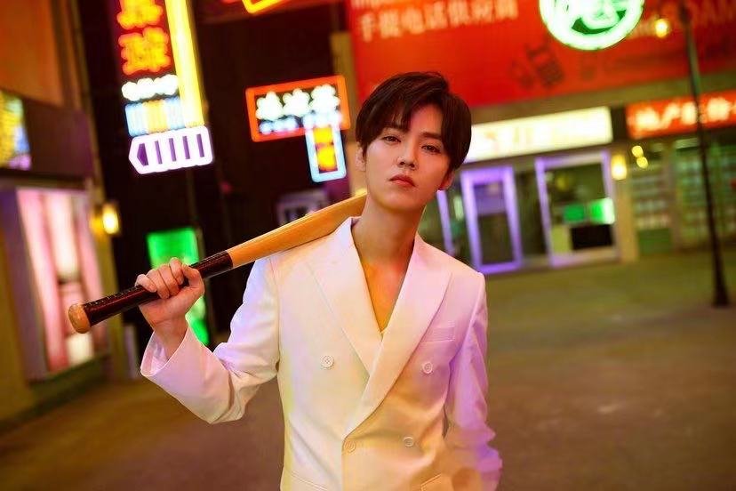 一部分鹿晗粉丝开始脱粉,这些粉丝脱粉的原因是什么?