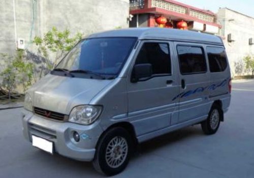 五菱扬光6371和五菱之光6371最直接区别是什么