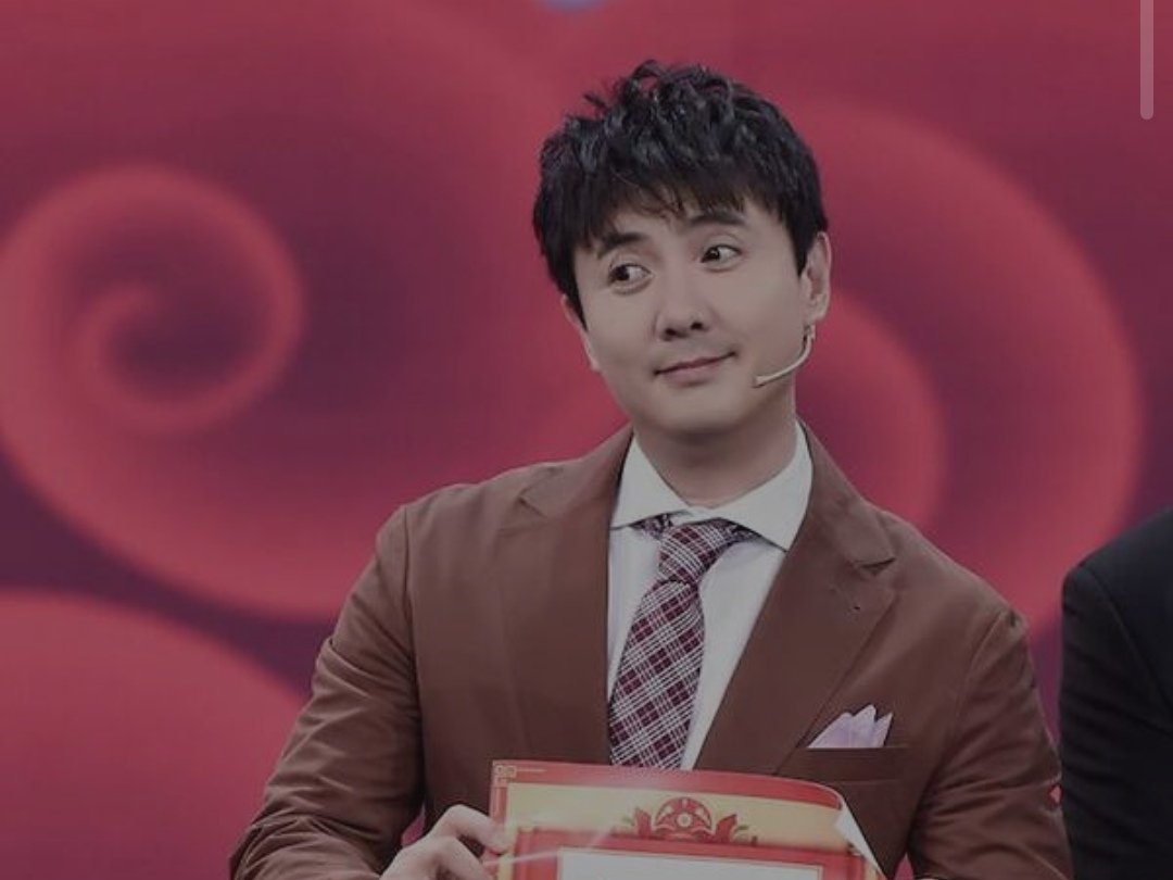 沈腾说乔杉比女演员的脸都小，你觉得沈腾和乔杉谁的脸更小？