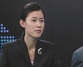 梁宏达的夫人图片