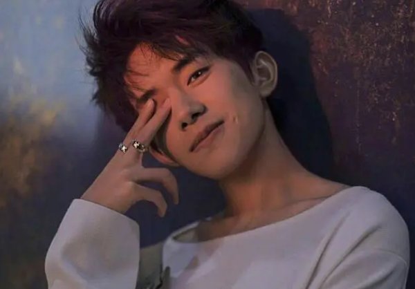 王俊凯工作室维权声明：不像任何黑暗势力妥协，这究竟是怎么了？