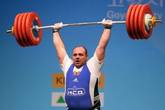 杠铃的28种锻炼方法是什么?