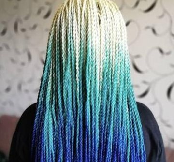 重庆一女孩编完脏辫后报警称5000多元太贵,这一收费是否合理?