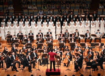 音乐会奏《孤勇者》引小朋友大合唱!这首歌为何能带动小朋友的“灵魂”?