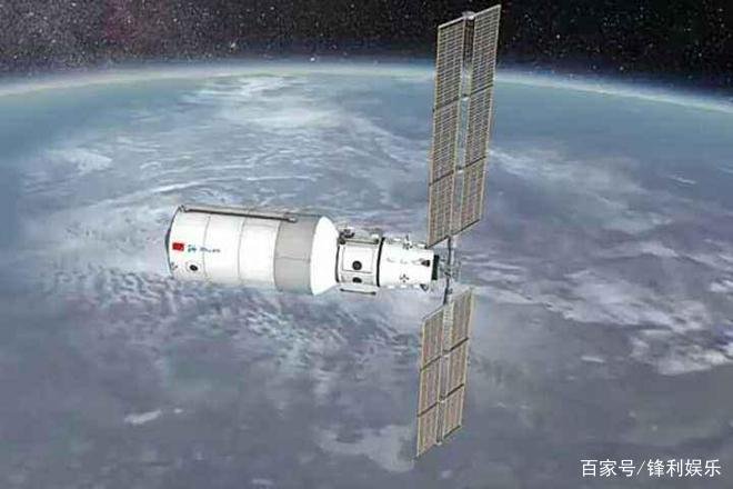 神十四乘组进驻天和核心舱,他们进入核心舱的第一步任务是什么?