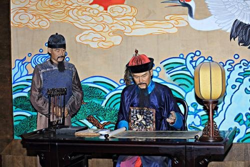 清朝三朝元老王文韶,为何会被人们称为“琉璃球”?