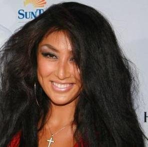 被称为东北女神的高新新近况如何?