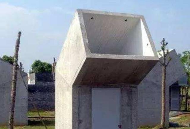 日本的“透明公厕”仅限女性使用,建造的理由是什么?