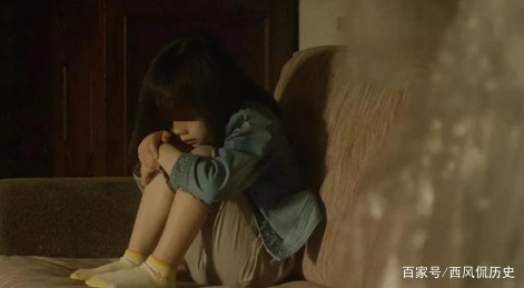 韩国三岁女童遗弃家中饿死,她的家人都去哪了?