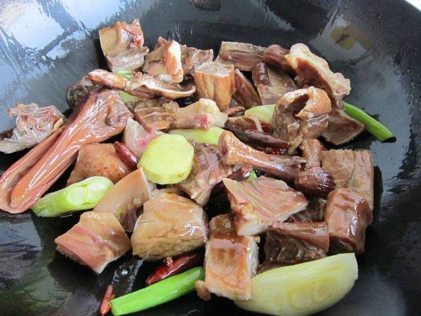 酱板鸭的做法