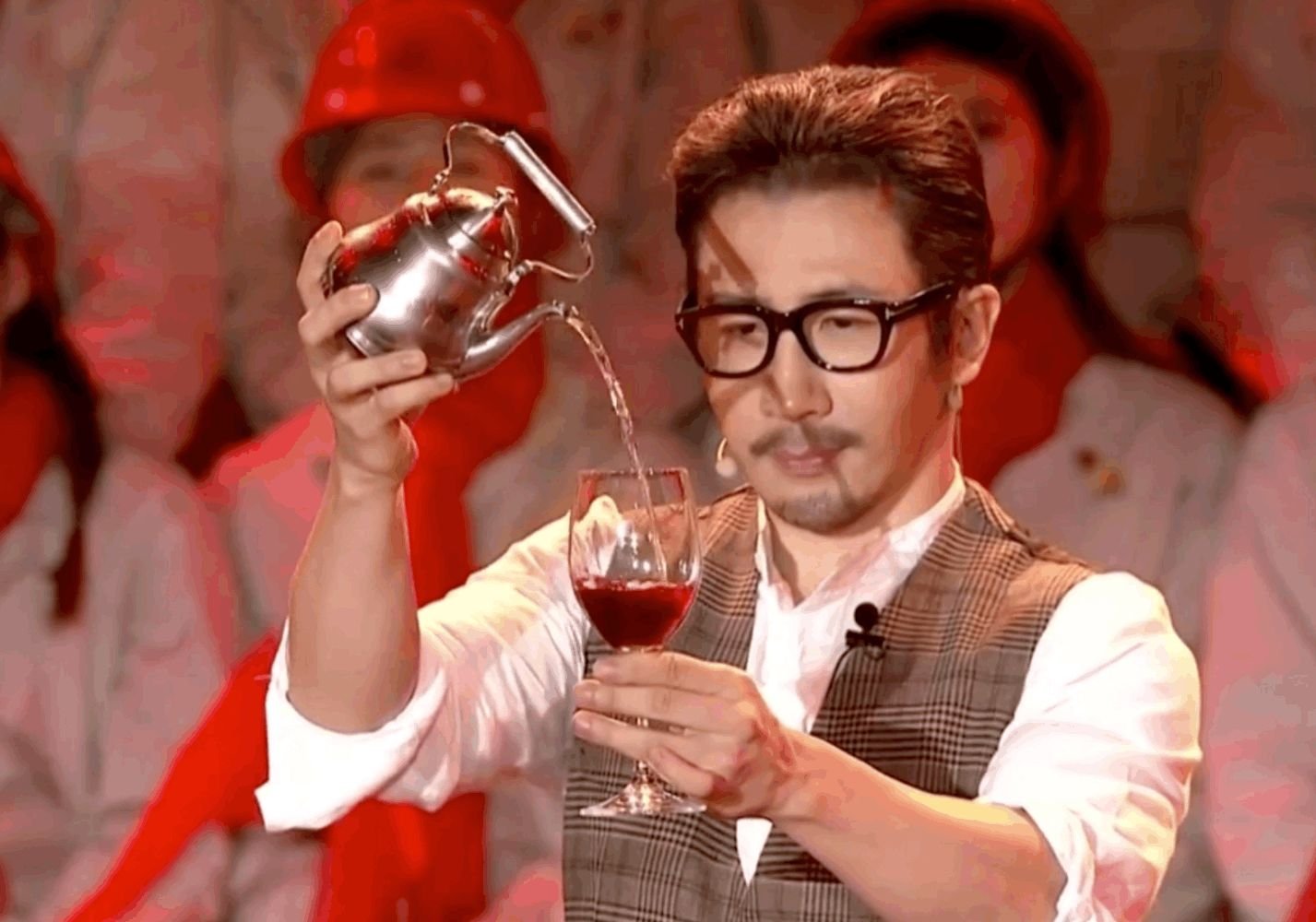 春晚“爆火”的刘谦与央视绝缘,究竟发生了什么他为何被央视封杀?