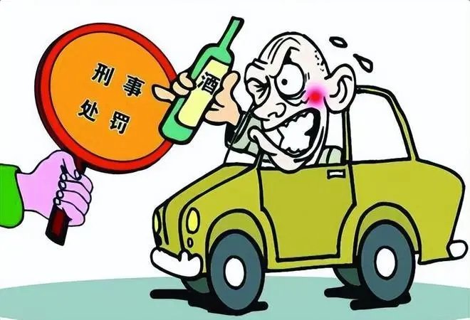 警方调查娄底女司机撞人拖行一公里事件!司机的这一行为违反了哪些法律?