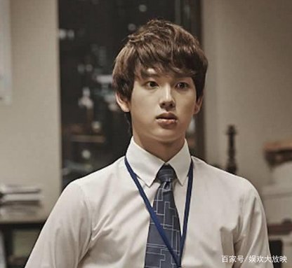 这部剧既没有富二代也没有爱情,有的只是一群初入职场的大学生,是哪部剧?