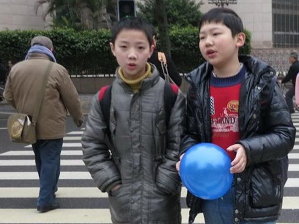 杭州一名11岁男孩被陌生男子绑架,嫌疑人究竟为何这么做?