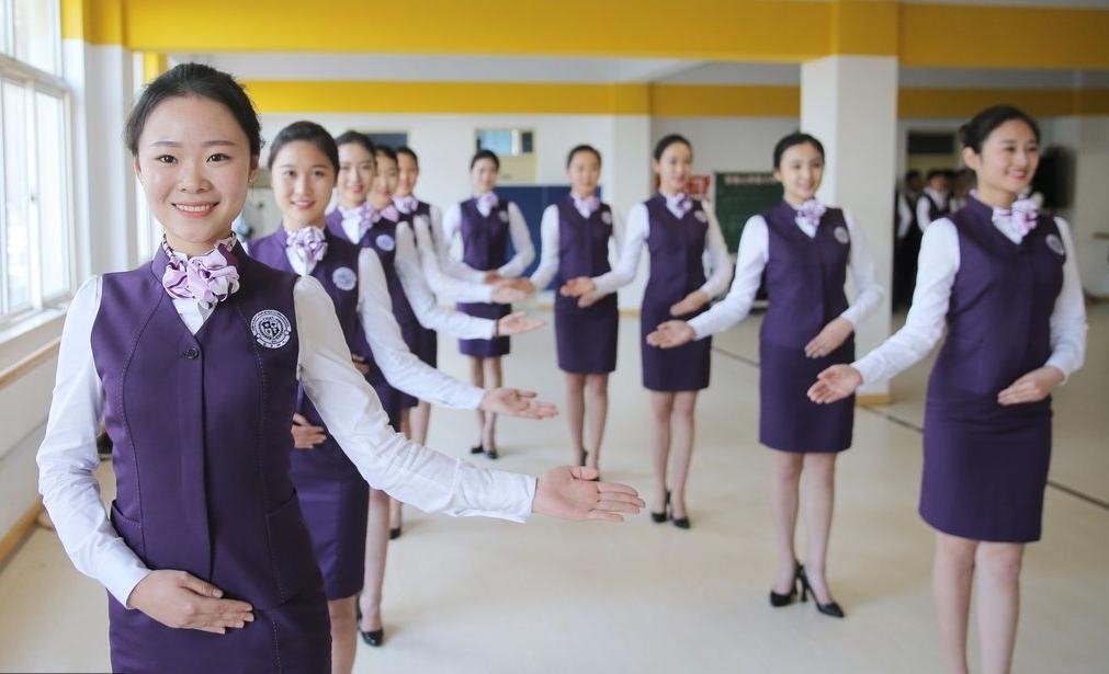 女乘客发文感谢国航空姐的小纸条,都写了什么?