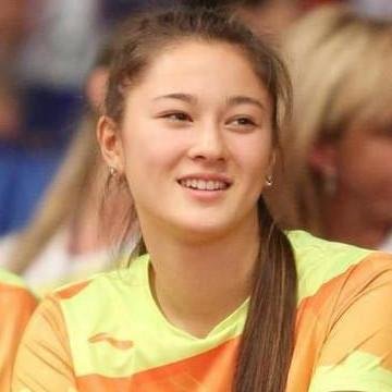 格罗娅·萨莫维尔的生活佚事