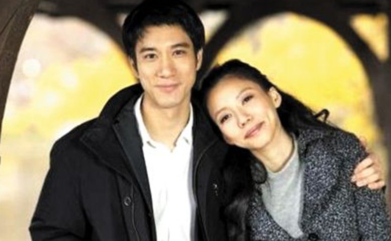 李靓蕾五年生三个孩子,离婚后她的近况如何?