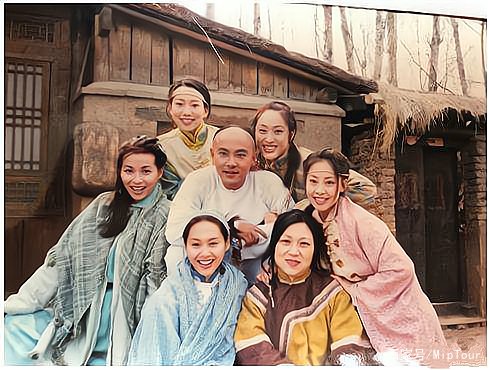 张卫健版《鹿鼎记》,“小宝与康熙”韦小宝七个老婆为什么被称为颜值巅峰?