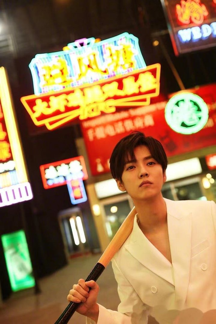 一部分鹿晗粉丝开始脱粉,这些粉丝脱粉的原因是什么?