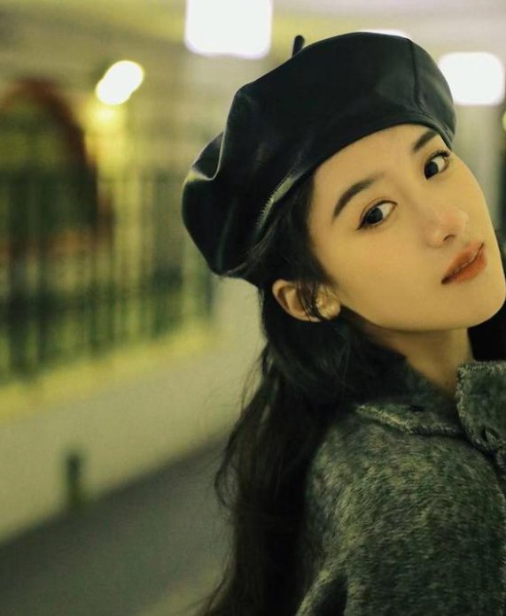 陈晓、陈妍希为上海捐赠防疫物资，此举对当地的防疫工作有何帮助？