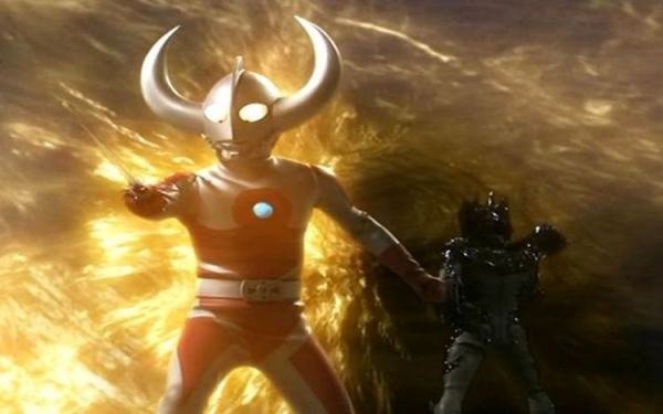 奥特之王和奥特之父什么关系?