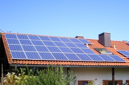 安装家用太阳能发电系统需要多少钱