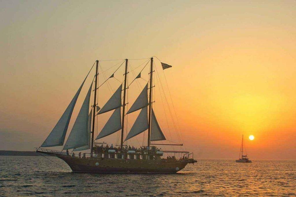 帆船的帆有什么用处?它是什么材料制成的?