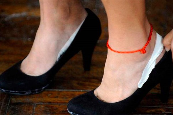 脚后跟痛是怎么回事？