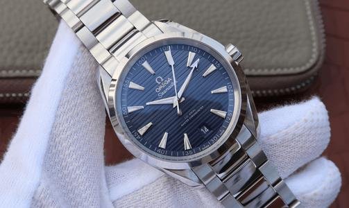 矿石强化玻璃镜面好还是蓝宝石镜面好