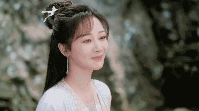 杨紫和谷爱凌社交账号互关，两个优秀的姑娘今后是否会有合作的可能？