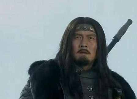 华雄过关斩将,盟军无人敢战,除关羽外是否真的无人可斩华雄?