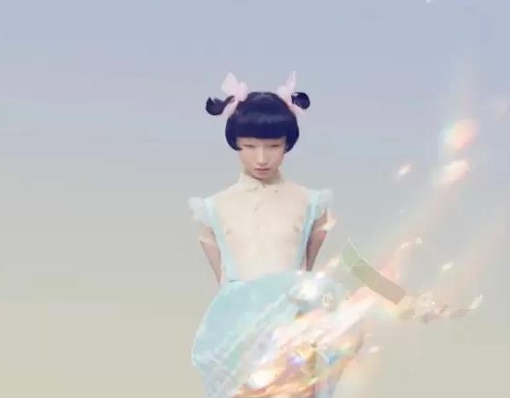 陈漫的摄影作品引起争议,审美和大众完全不同,该如何评价陈漫的摄影作品?