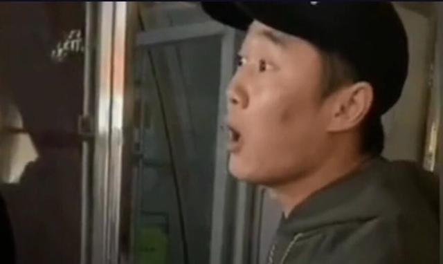 内蒙古店主辱骂顾客2千块东西都买不起,商家辱骂客户该如何处理?