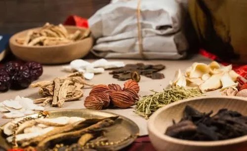 中医药能有效治疗新冠吗?哪些中药有明显的防治效果呢?