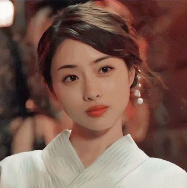 日本女演员石原里美宣布怀孕,怀孕后她有何变化?