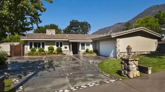 王宝强的豪宅曝光,被称为娱乐圈最“农民”的演员,他的豪宅是什么样的?