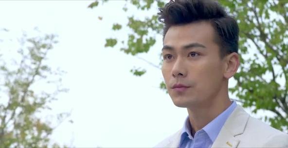 神剧《白衣校花与大长腿》有哪些雷点?