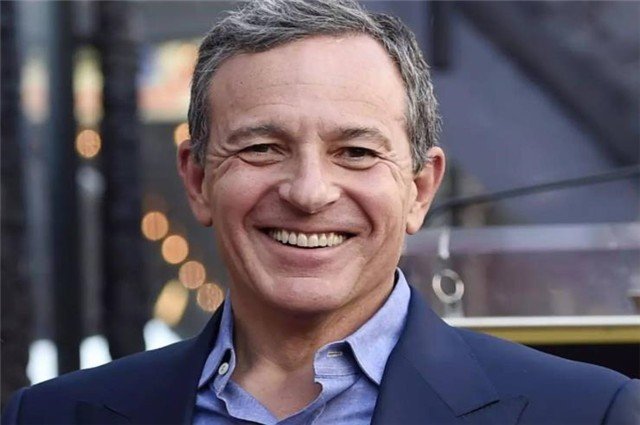 迪士尼被前员工指虚报财务收入,许多企业为什么会“打肿脸充胖子”?