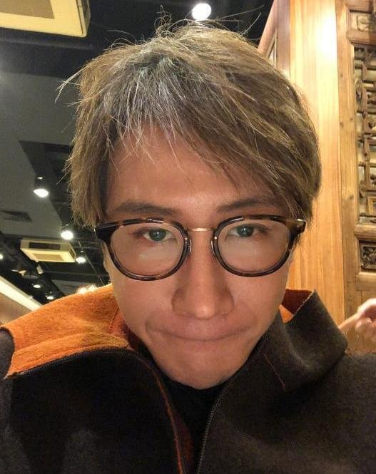 当年风靡一时的“魔术大师”刘谦,娶了北京富婆后,如今怎样了?