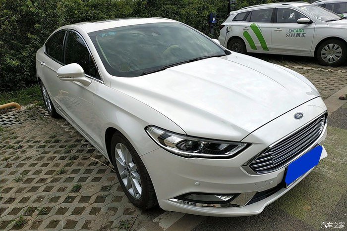 新蒙迪欧已经两年了，第一次发帖分享爱车蒙迪欧，谈谈用车感受