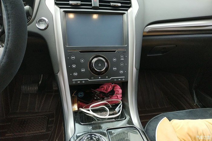 新蒙迪欧已经两年了，第一次发帖分享爱车蒙迪欧，谈谈用车感受