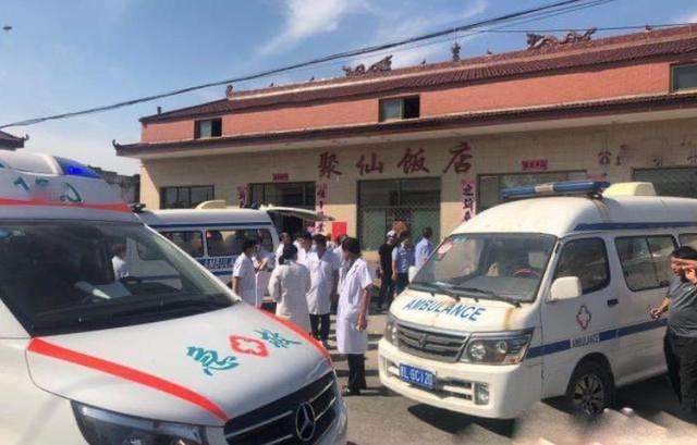 山西倒塌饭店过寿老人发声，老伴遇难，他作何回应？